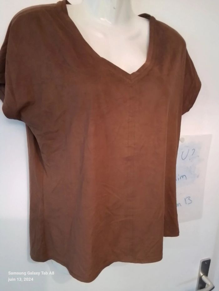 T shirt - photo numéro 3
