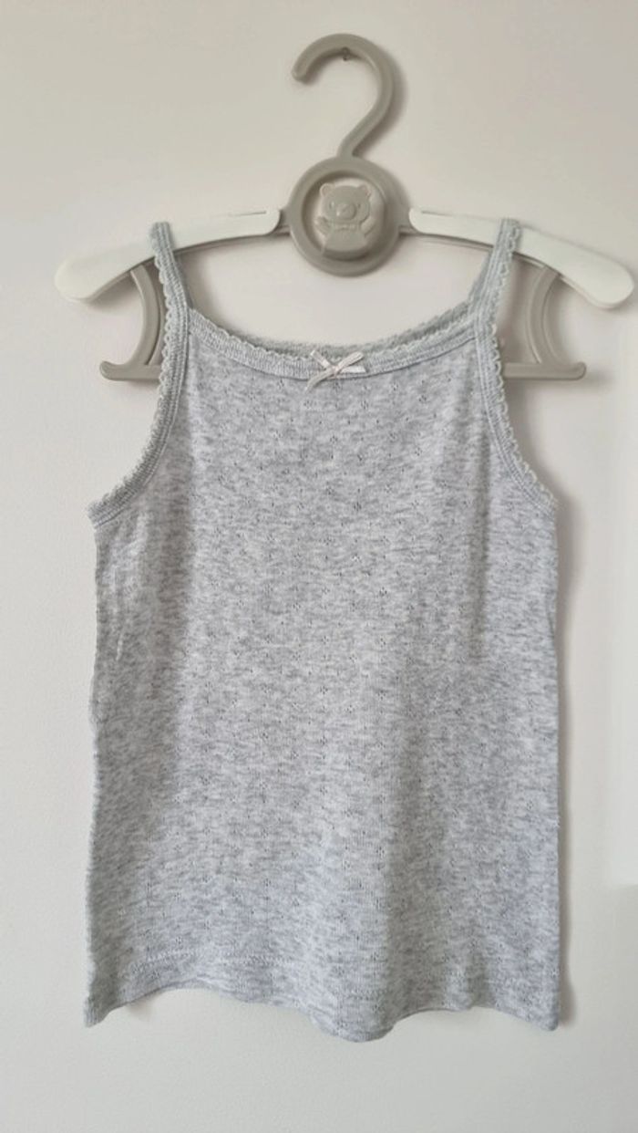 Lot 2 Chemises maille pointelle, debardeur, maillot corps kiabi 2-3ans - photo numéro 2