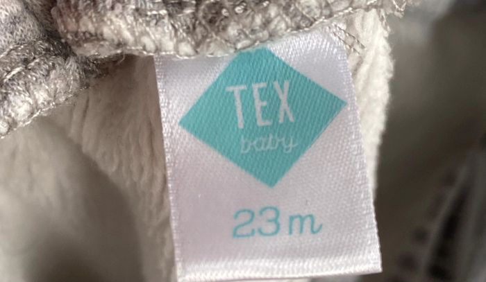 Jogging taille 23 mois marque tex - photo numéro 2