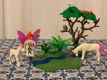 La fée et ses licornes