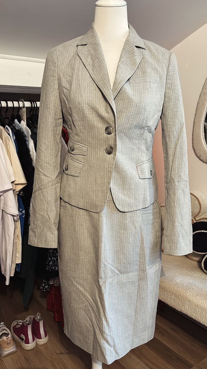 Ensemble tailleur gris jupe + blazer Mexx T38/40