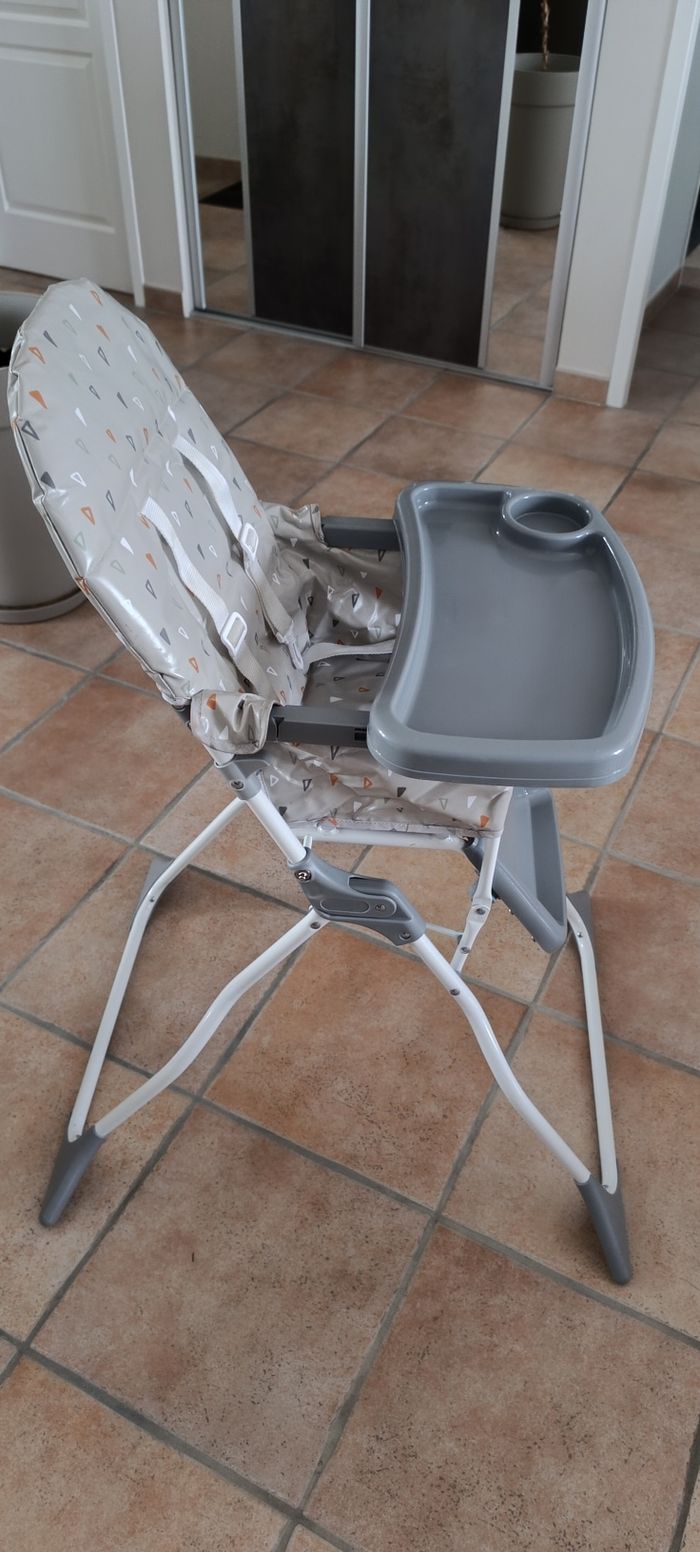 Chaise haute pliante - photo numéro 2