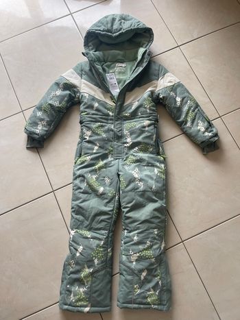 Combinaison ski neuve 10 ans