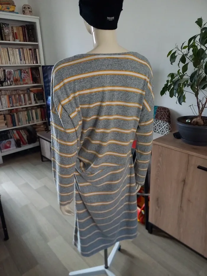 Robe en laine T.46 - photo numéro 5