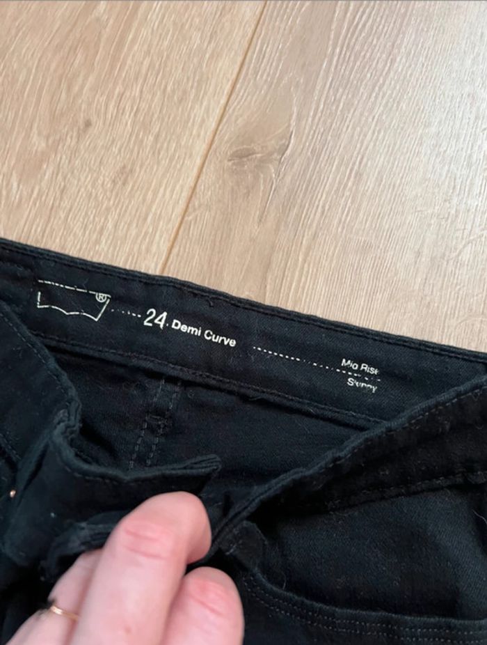 Jean skinny Levi's noir - photo numéro 4