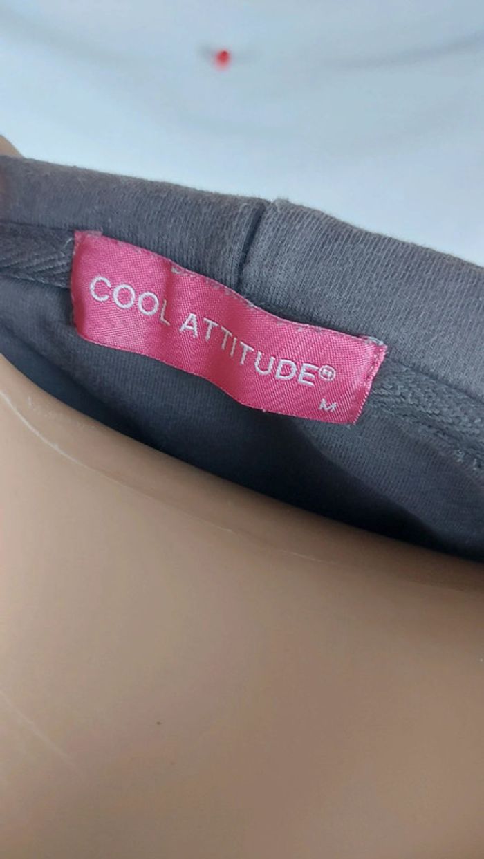 Gilet gris/violet - à capuche - avec inscription dans le dos / coolcat taille M - photo numéro 7