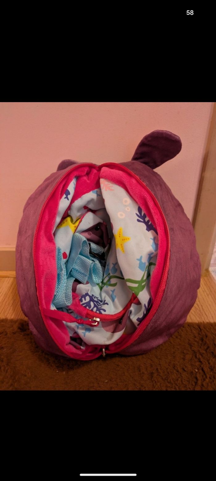 Sac à dos et coussin 2 en 1 - photo numéro 3