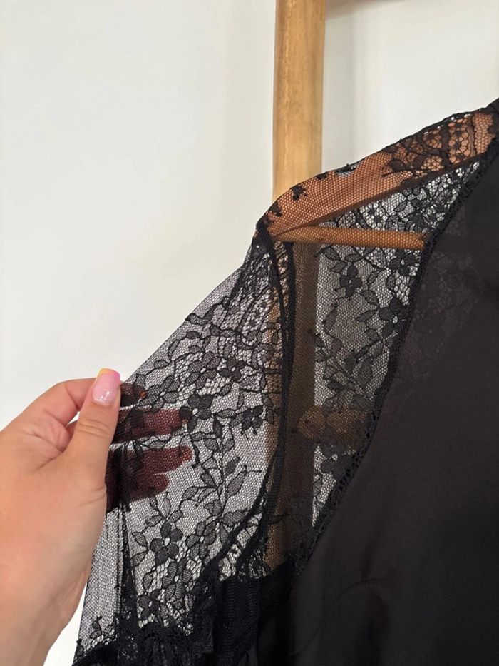 Blouse noire transparente avec dentelle - photo numéro 4