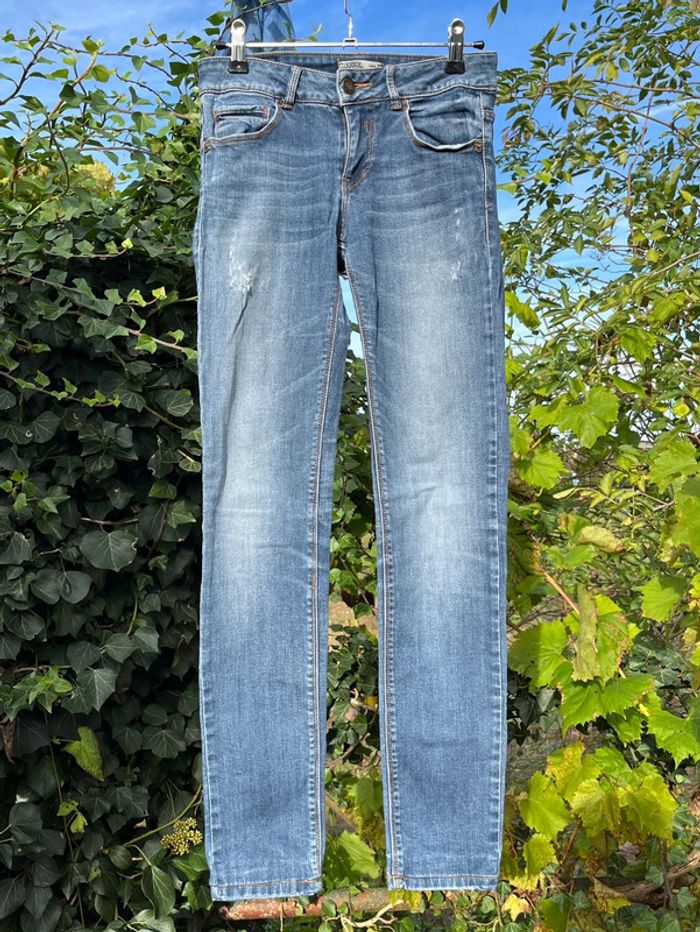 Jean skinny taille basse bleu nuancé - photo numéro 3