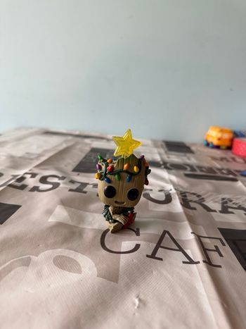Funko Pop Marvel - Groot (Holiday)