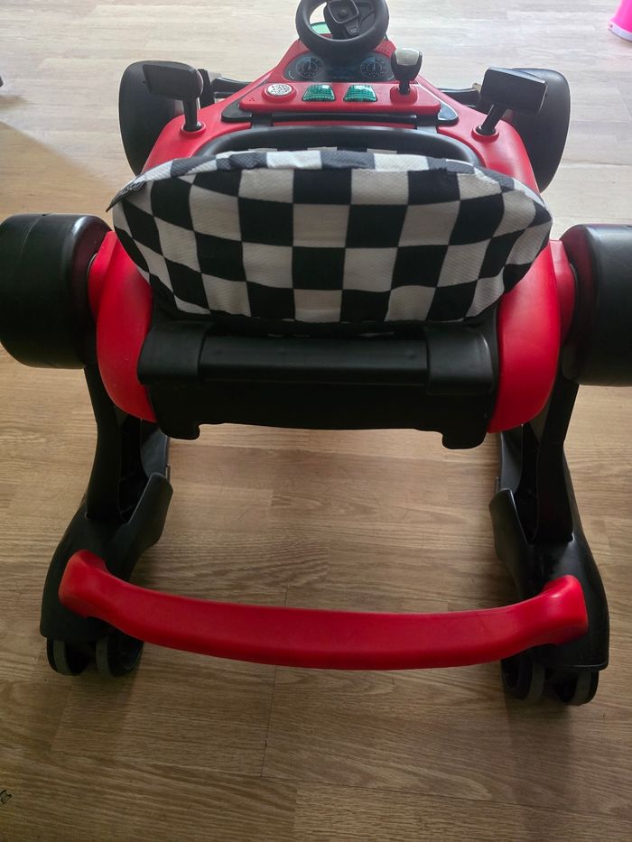Trotteur voiture - photo numéro 4