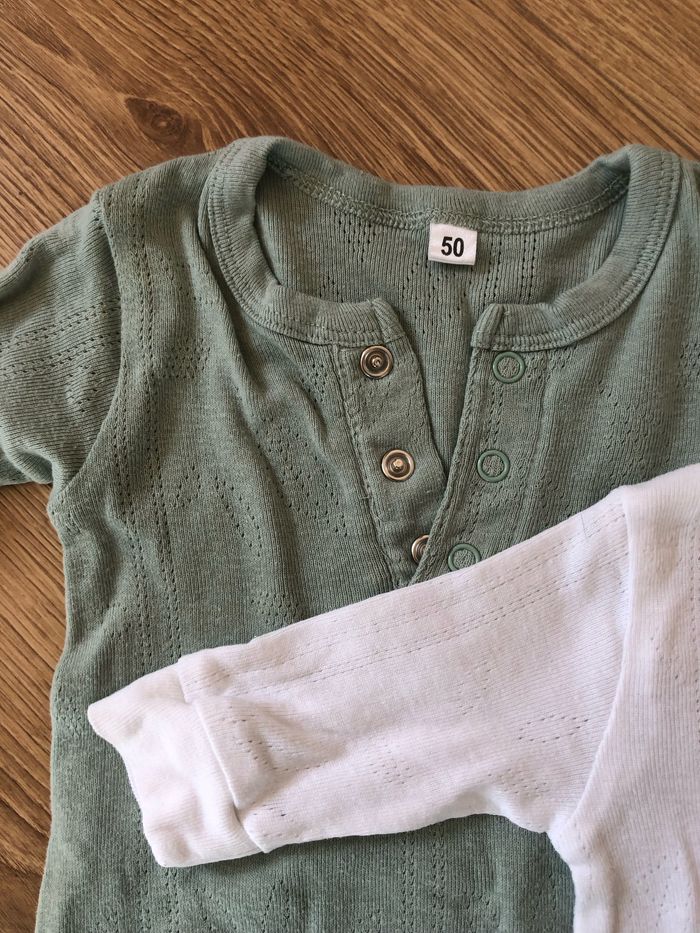 Lot de deux grenouillères / combinaison en coton - photo numéro 3