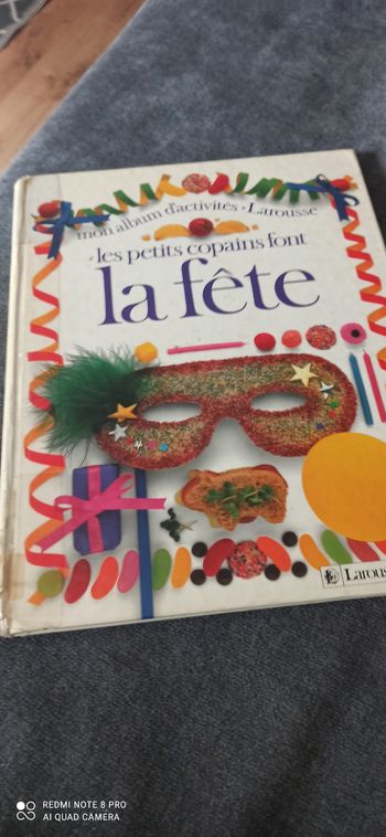Livre les petits copains font la fête