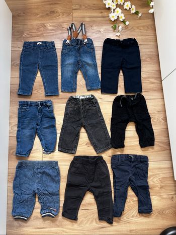 Lot jeans bébé 6 mois