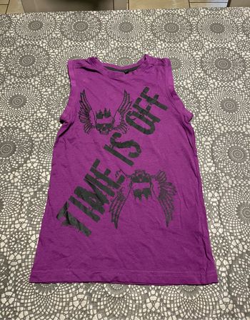 Teeshirt sans manches taille 12 ans