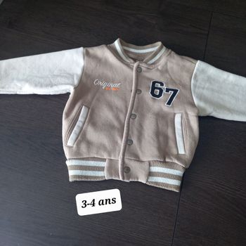 Petite veste entre-saison (3-4 ans)