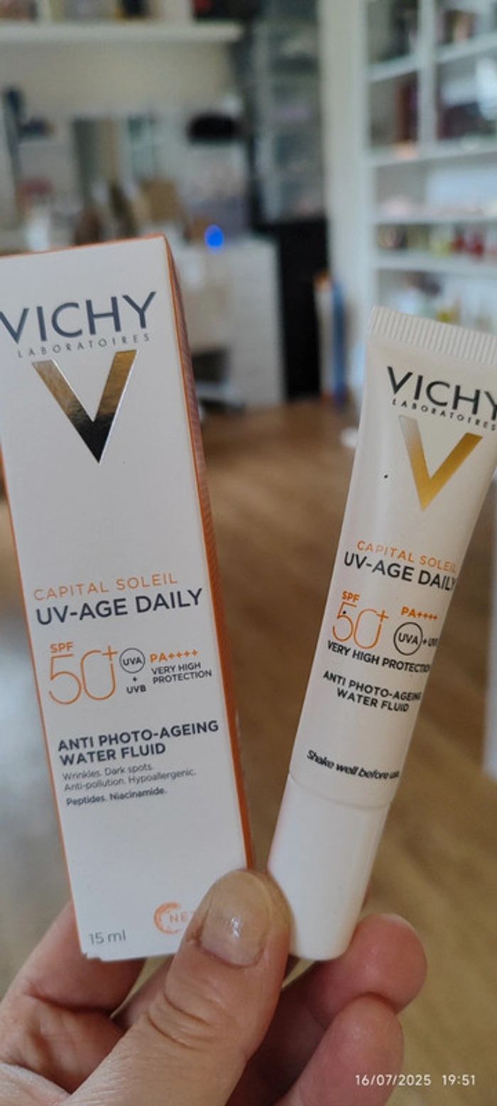Vichy Capital Soleil Soin Solaire Anti-Age UV-Age Daily SPF50+ 15 ml