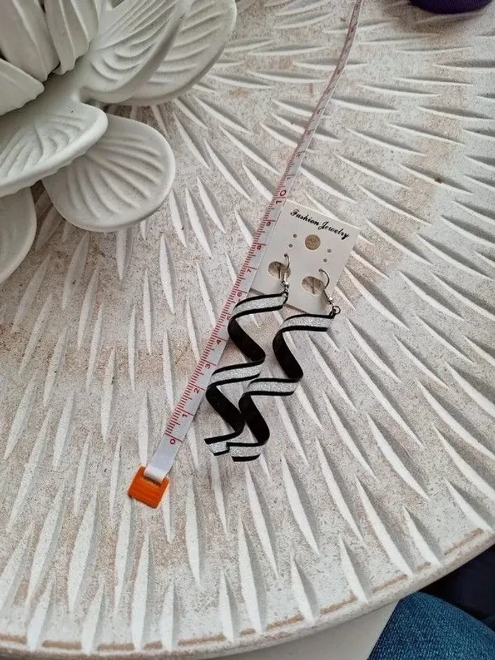 Boucle d'oreille - photo numéro 4