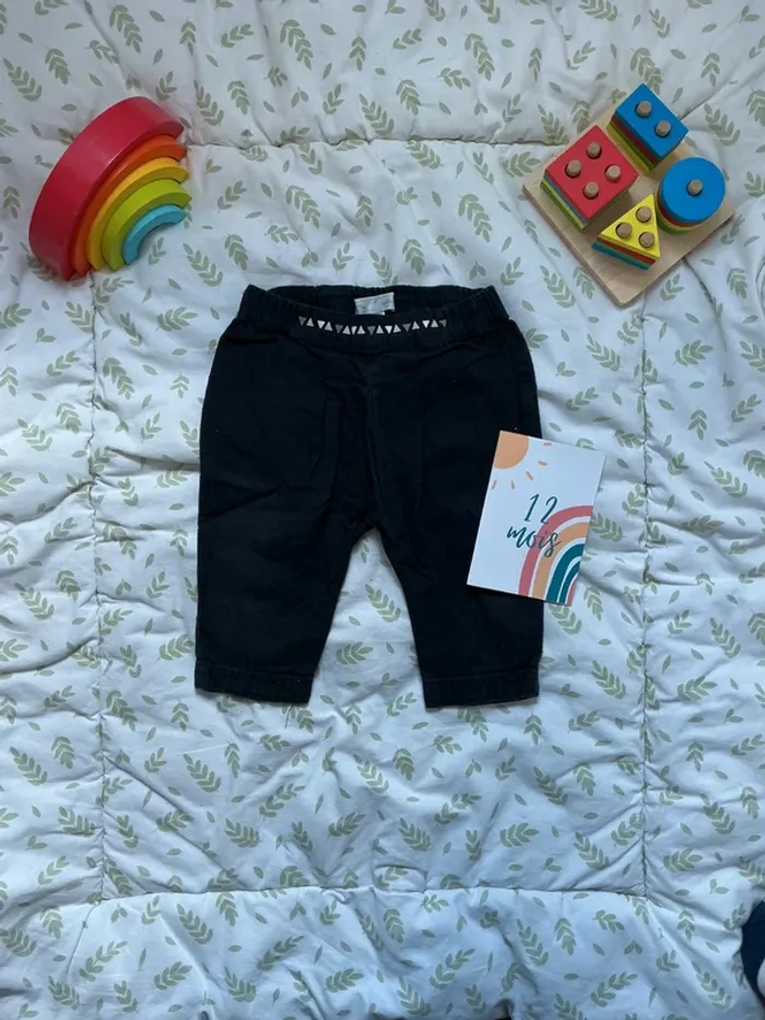 pantalon léger noir 12 mois mes petits cailloux