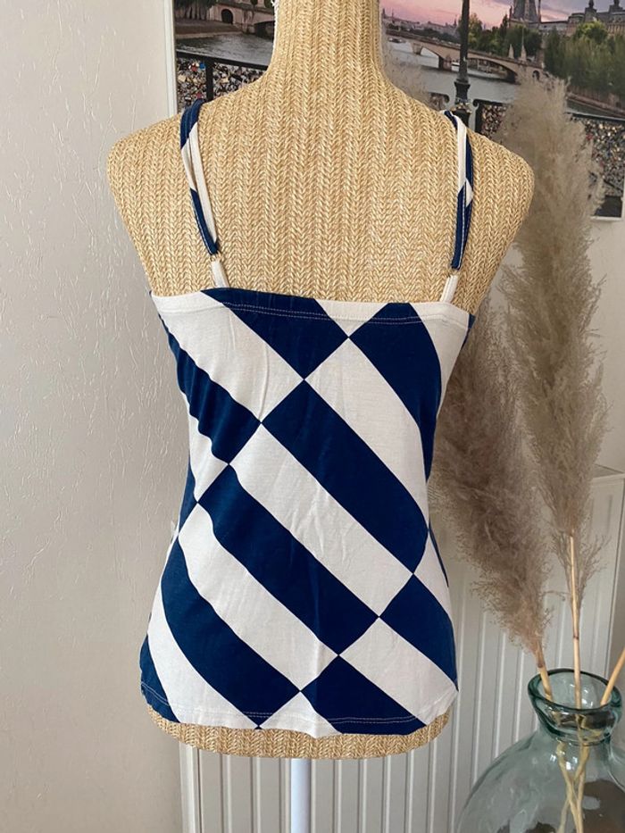 Haut bleu et blanc - photo numéro 2