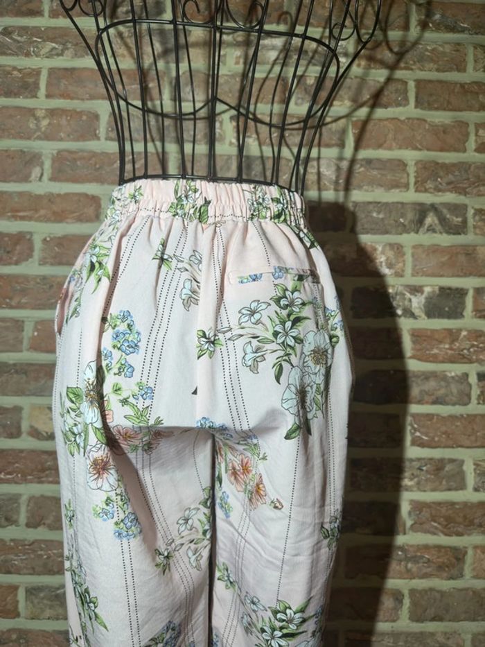 Pantalon rose clair fleuri Primark Taille XXS / 32 - photo numéro 10