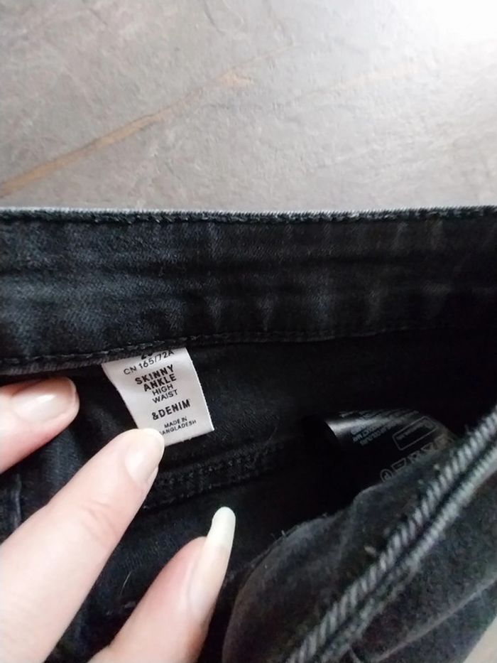 Jean H&M taille 36 - photo numéro 4