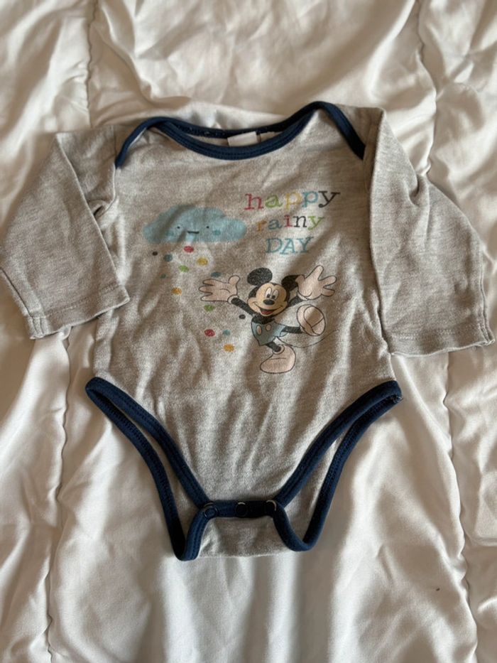 Lot vêtements bébé garçon 6 mois – Disney (Mickey, Roi Lion) - photo numéro 6