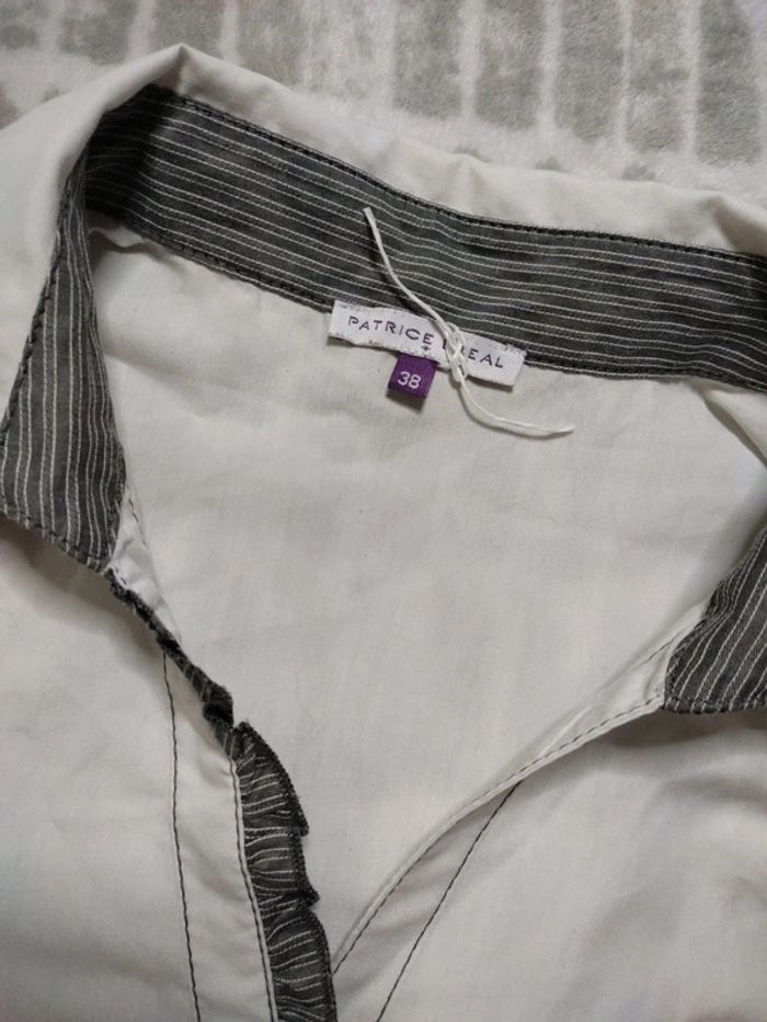 Chemise manches longues blanc et gris argenté rayures Patrice bréal taille 38 - photo numéro 4