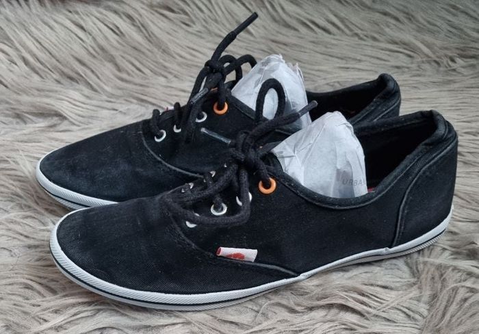 Basket basse Ellesse 37 - photo numéro 1