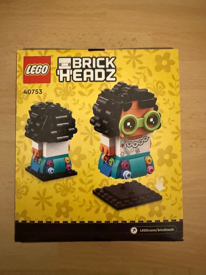 LEGO 40753 – Mirabel Madrigal BrickHeadz Disney Encanto – 179 pièces – Neuf scellé - photo numéro 2