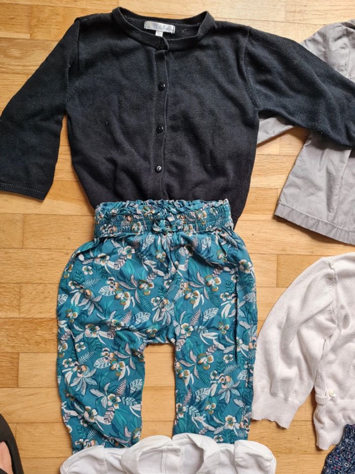 Lot de vêtements taille 18 mois - photo numéro 4
