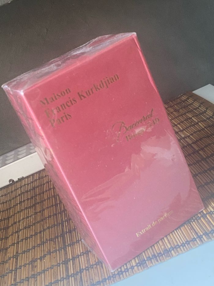 Extrait de parfum  Baccarat rouge  neuf - photo numéro 6