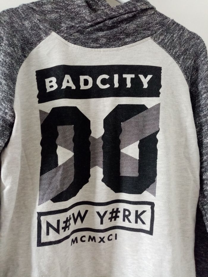 Sweet shirt imprimer, a capuche~bad city, New york🌃 - photo numéro 2