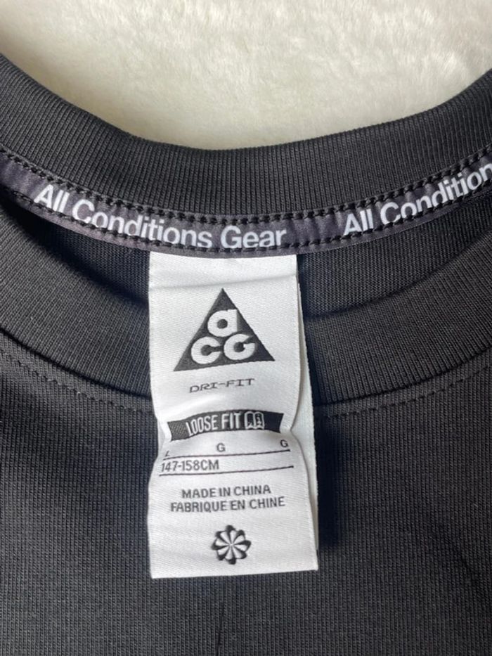 Tee shirt Nike acg - photo numéro 4
