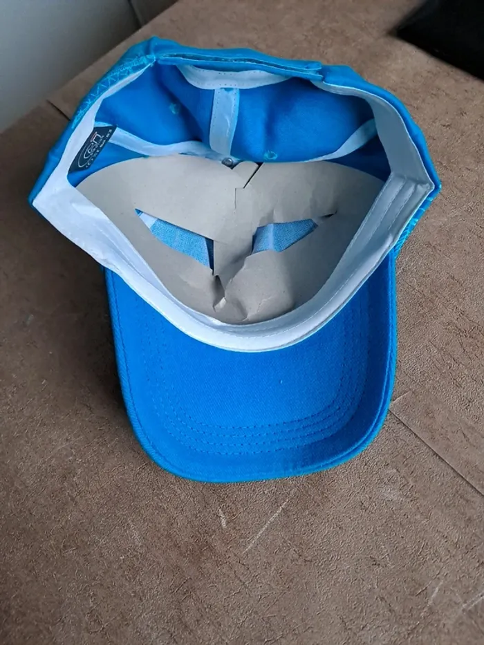 Casquette neuve 60 ans air Calédonie Nouvelle Calédonie - photo numéro 2