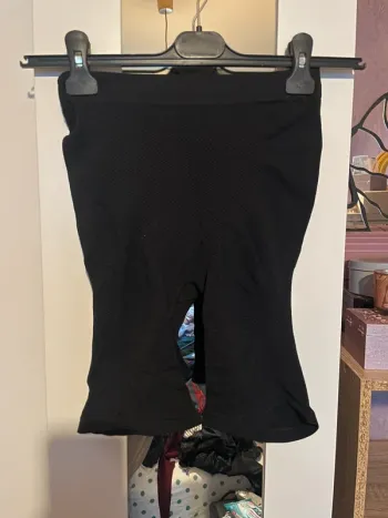 Short anti cellulite