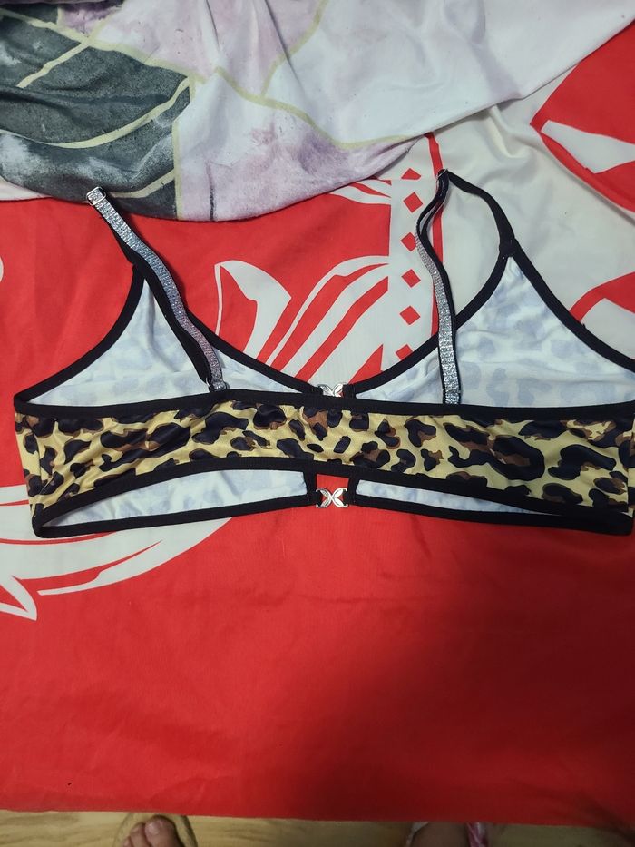 Soutiens-gorge - photo numéro 2