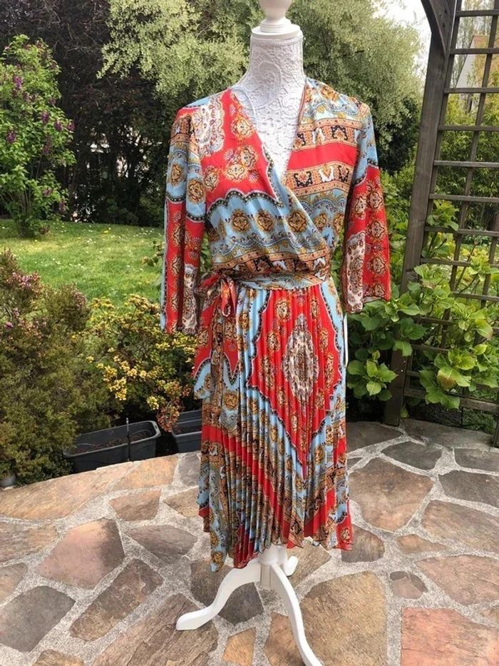 Robe Zara neuve taille S - photo numéro 3