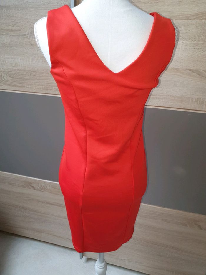 Jolie robe - photo numéro 2