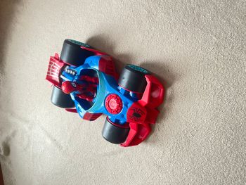 Voiture Spiderman 