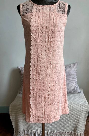Robe en dentelle entièrement doublée Javier Simorra.