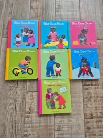 Lot de 7 livres petit ours brun