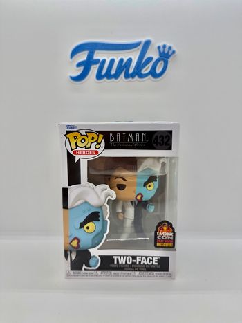 Funko Pop Batman Two Face 432 LA Comic Con 2021