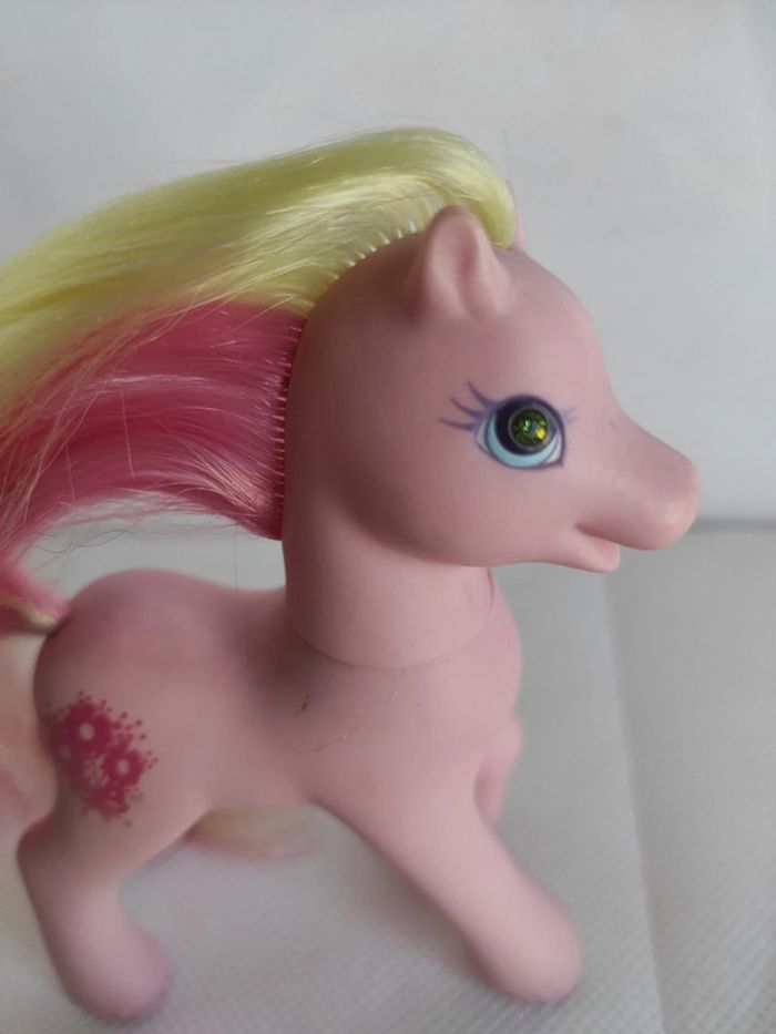 My little Pony G2 her Majesty great romance et accessoires - photo numéro 7