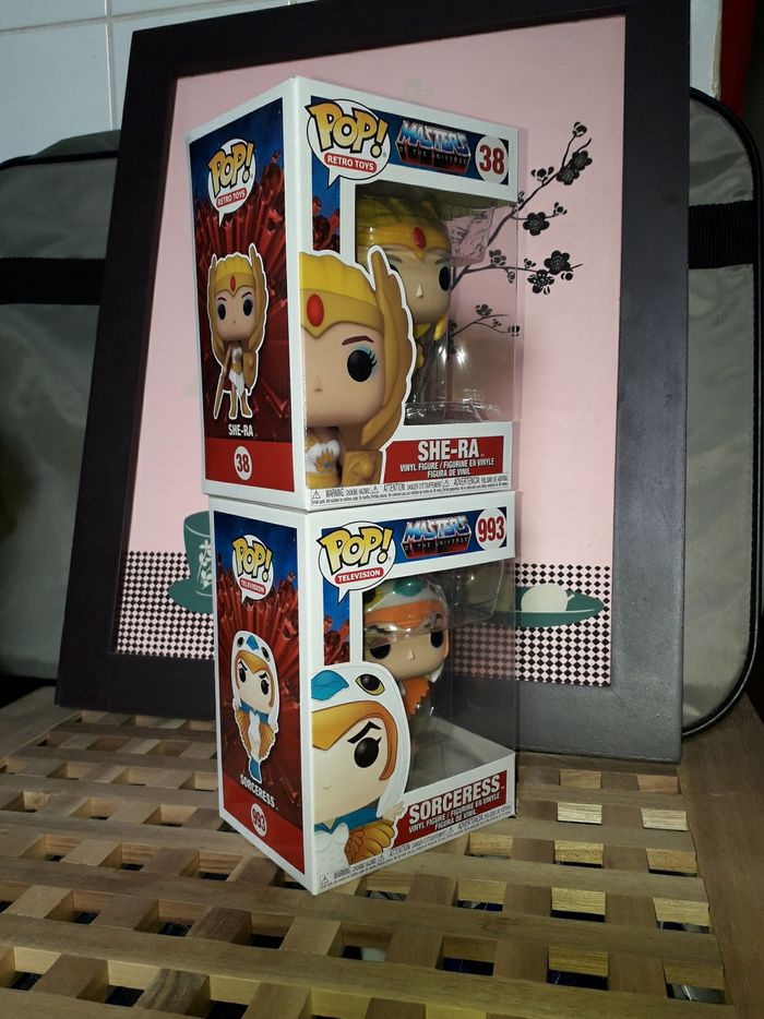 Funko Pop SHE-RA et Sorceress MOTU Masters of the Universe #38 & #993 - photo numéro 7