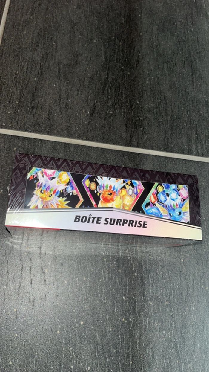 [NEUF] Boîte surprise EV8.5 Pokémon Evolutions prismatiques FR - photo numéro 2
