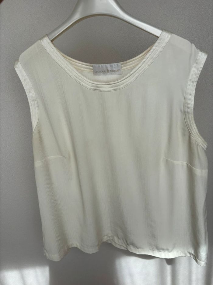 T shirt un jour ailleurs - photo numéro 2