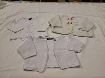 Lot de 3 gilets 6mois fille