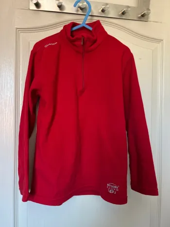 Pull decathlon Queshua taille 8 ans