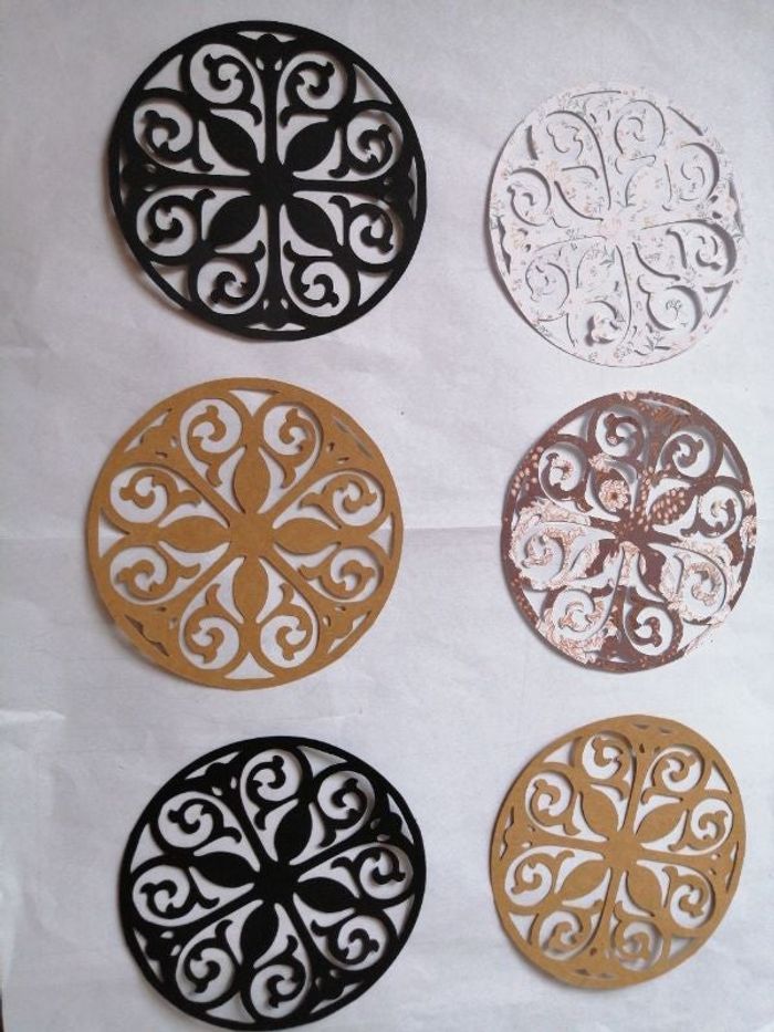 Belle découpe scrapbooking (K40)